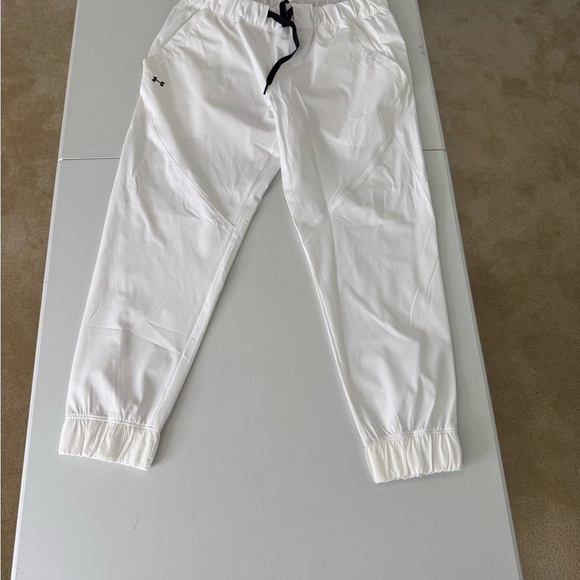 Under Armour White Jogger Sweatpants with Elastic Waistband - Picture 1 of 3